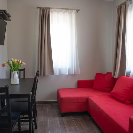Tulipan Apartman Eger Exterior foto