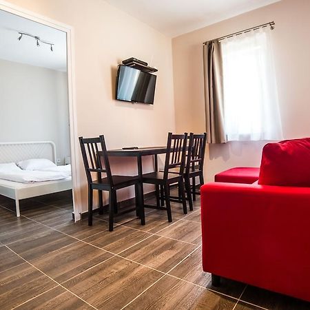 Tulipan Apartman Eger Exterior foto